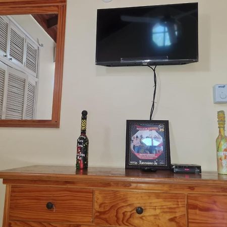 Dancehall Hostel Кингстон Экстерьер фото