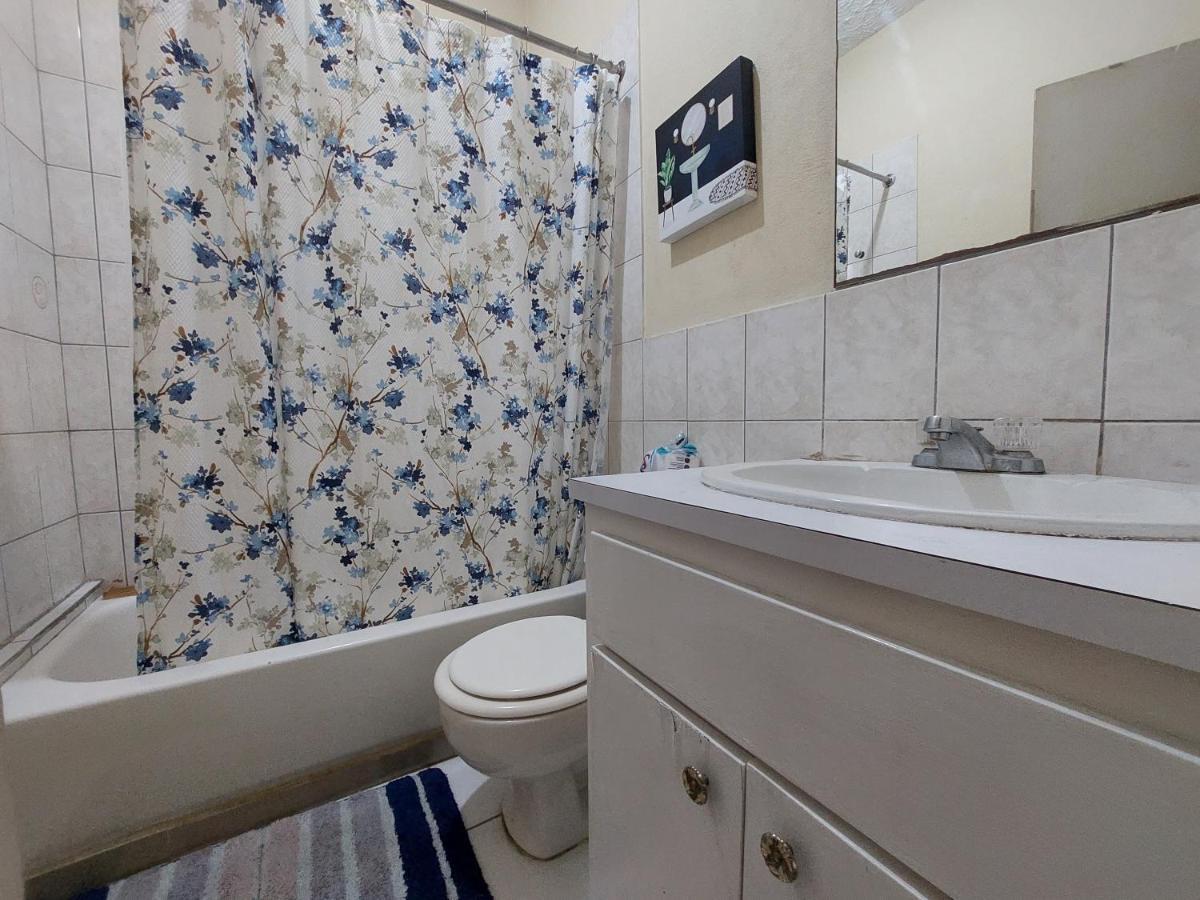 Dancehall Hostel Кингстон Экстерьер фото