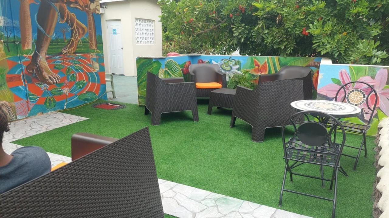 Dancehall Hostel Кингстон Экстерьер фото