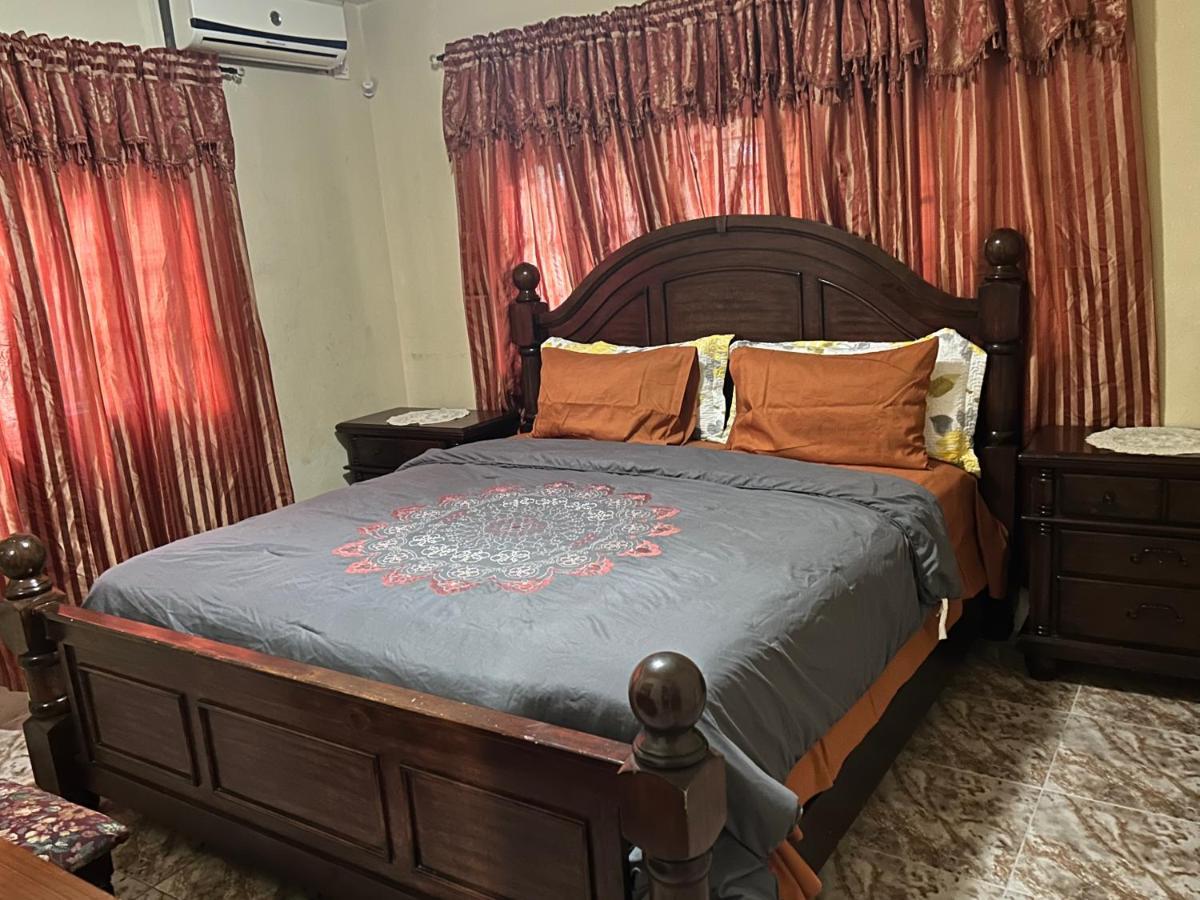 Dancehall Hostel Кингстон Экстерьер фото