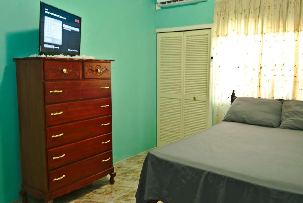 Dancehall Hostel Кингстон Экстерьер фото