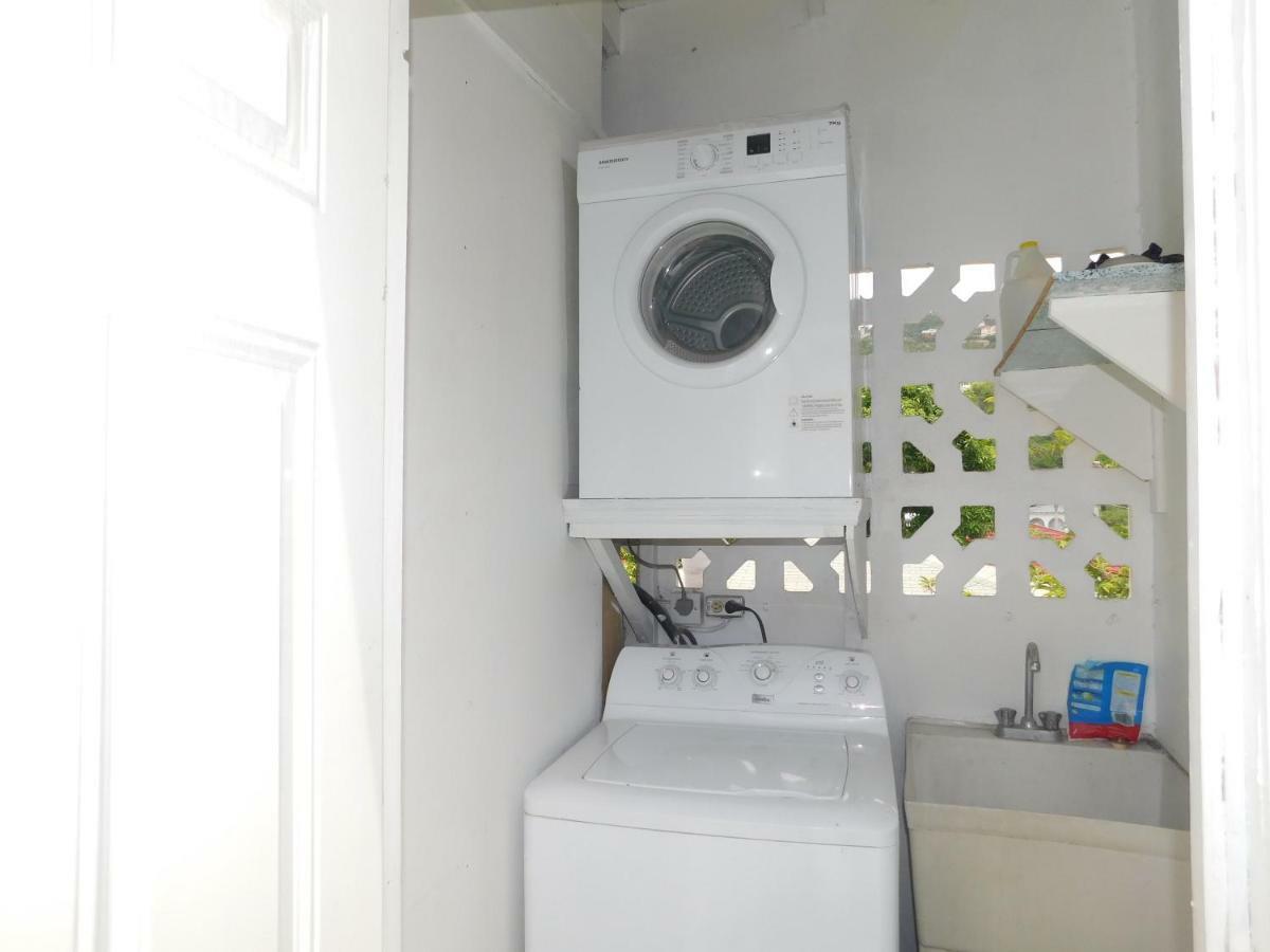 Dancehall Hostel Кингстон Экстерьер фото